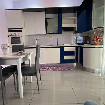 度假居 “villa Paola” *